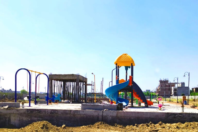 1755153707-1754289796-underwater-tank